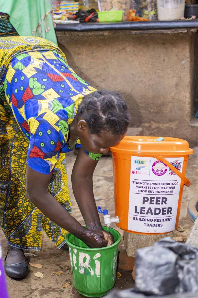 Strengthening Fresh Food Markets for Healthier Food Environments